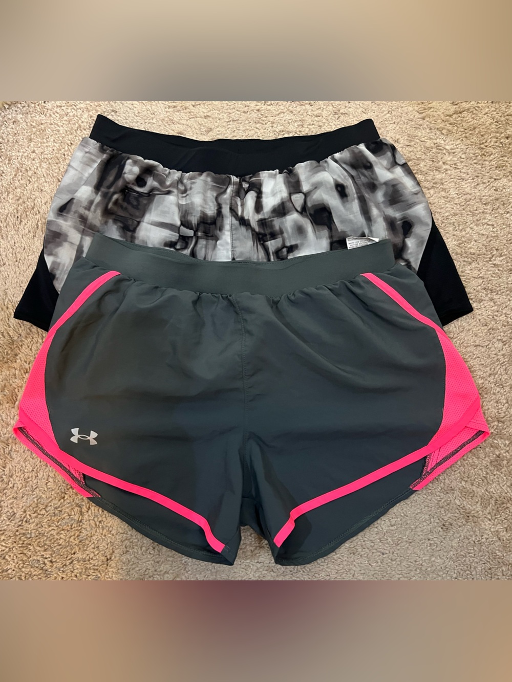 Under Armour Lot of 2 Women’s Running Shorts Medium Gray Pink Heatgear
